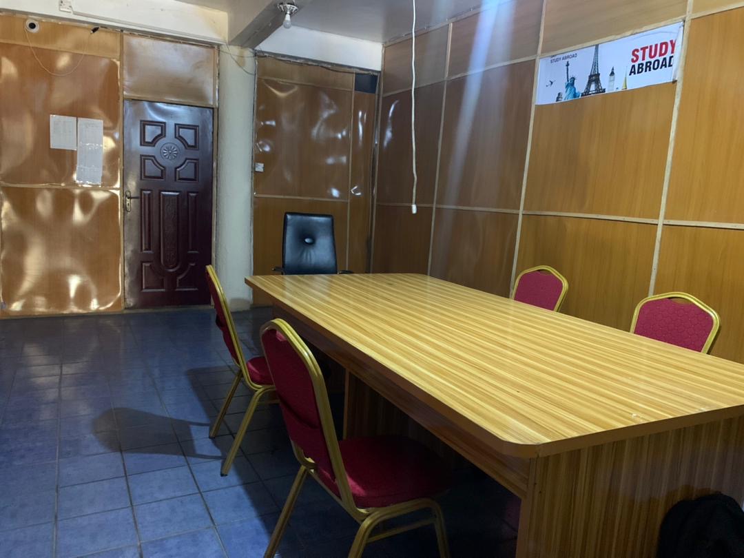 Fully equipped conference room and meeting space